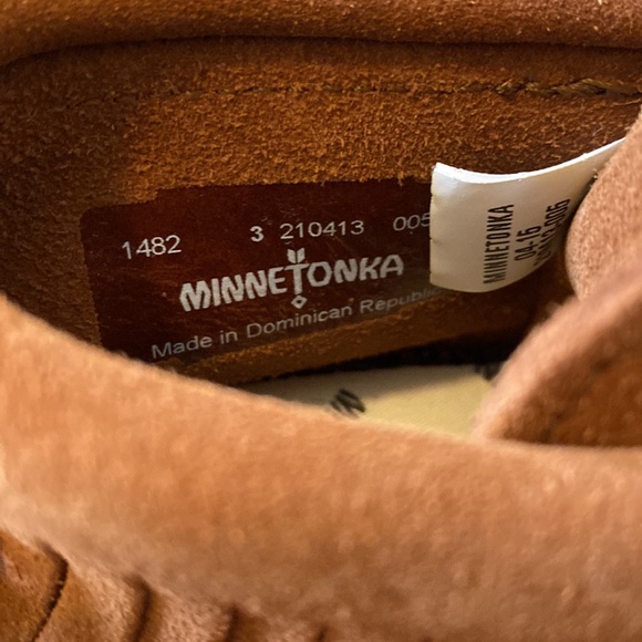 Minnetonka Infant’s Fringe Leather Bootie Moccasins, Brown, Size 3 - Picture 2 of 5